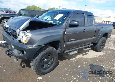 2015 Toyota Tacoma z USA, uszkodzony, nr VIN 5TFUX4EN4FX037691